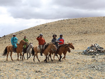 Horse Riding With Golden Eagles